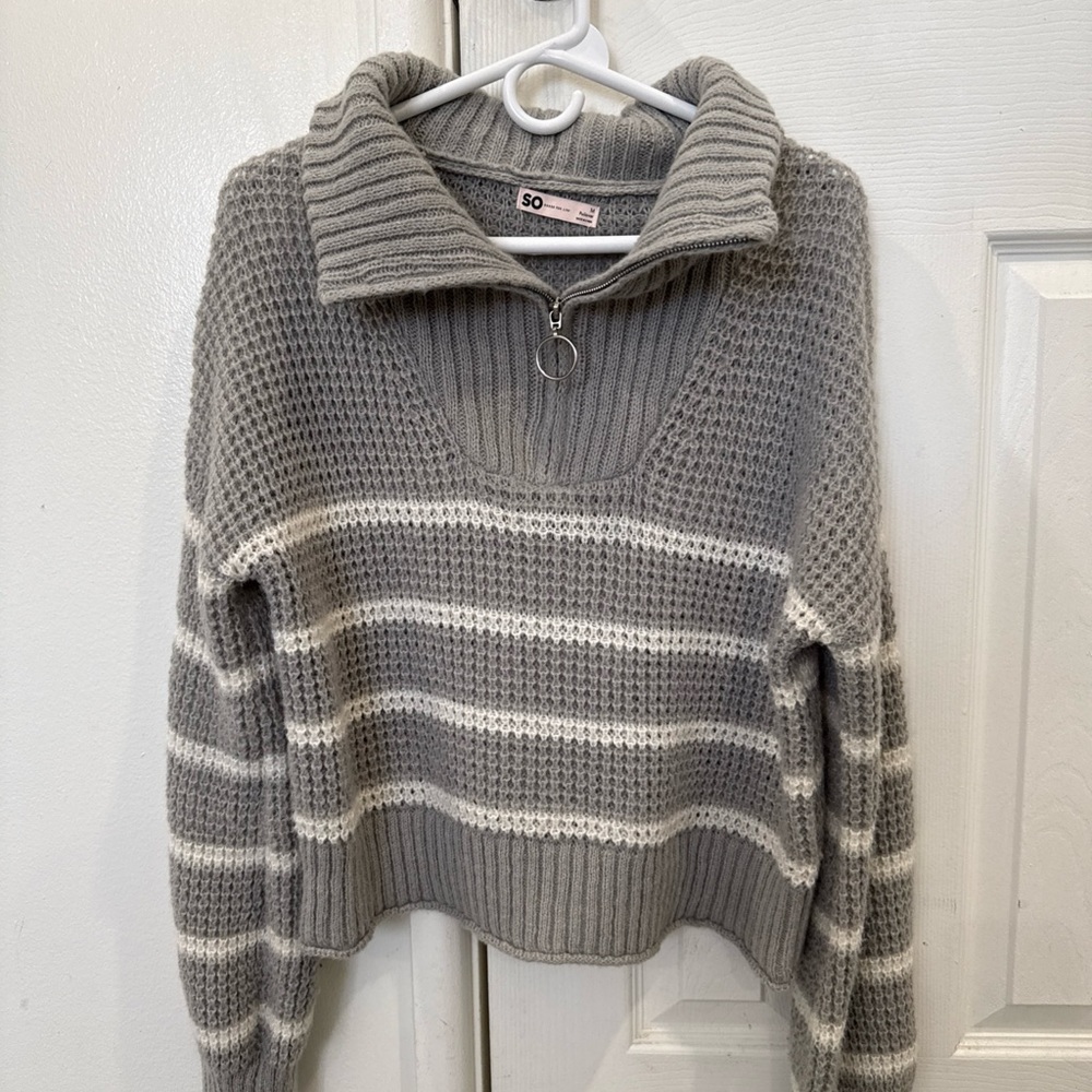 SO Gray & White Striped Ribbed Half-Zip Turtleneck Sweater